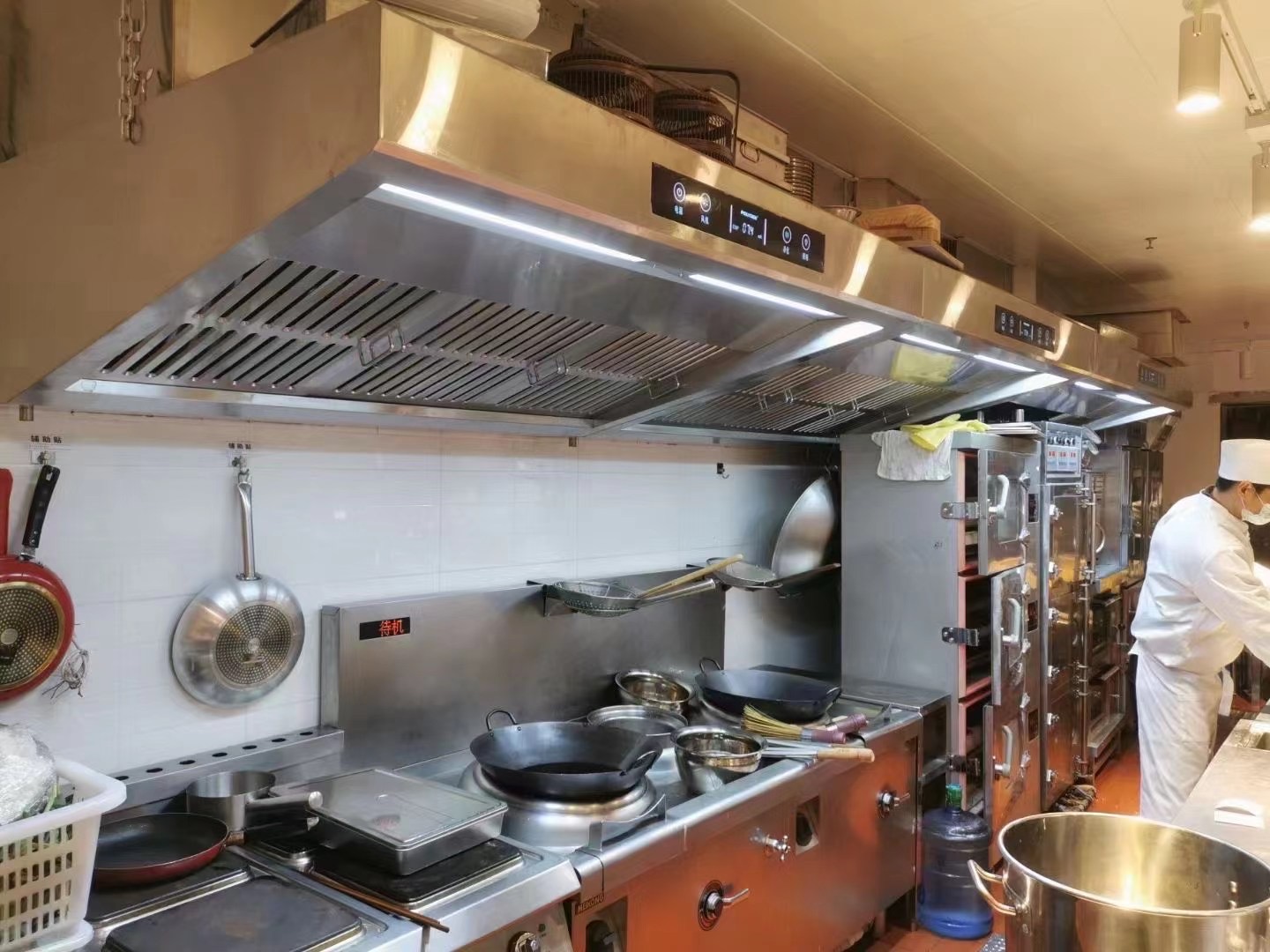 Exhaust Vent Hood Restaurant H - مراجعة Commercial Kitchen Vent Hood وسعره